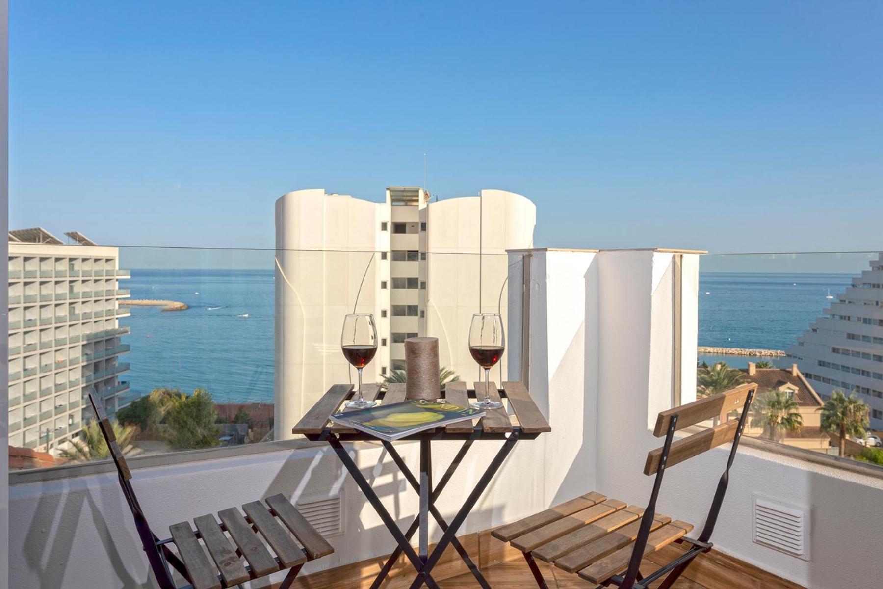Apartment Luxury Penthouse Sea Views- Jacuzzi - Sauna *
