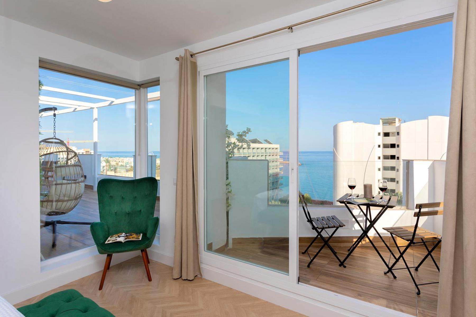 Apartment Luxury Penthouse Sea Views- Jacuzzi - Sauna *