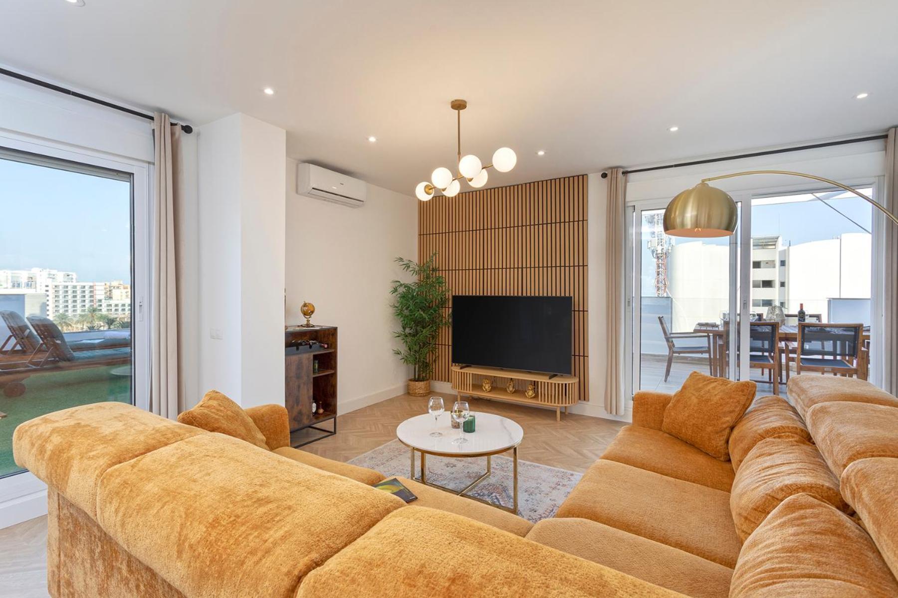 Luxury Penthouse Sea Views- Jacuzzi - Sauna Apartment Benalmadena