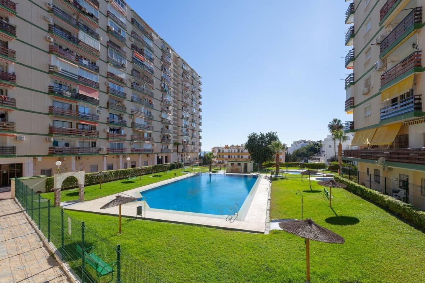 Apartment Luxury Penthouse Sea Views- Jacuzzi - Sauna
